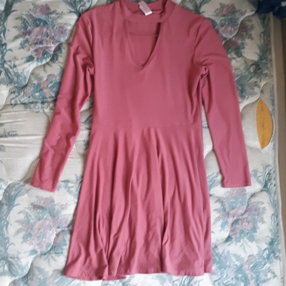 Soft, semi tight, semi flowy dress, halter top
